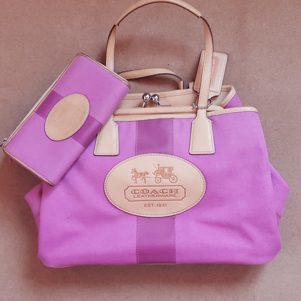 Coach purse & wallet set
